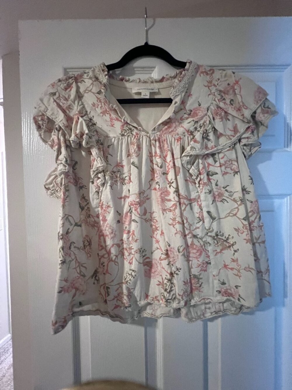 Treasure & Bond Ruffle Sleeve Clip Dot Blouse Size L